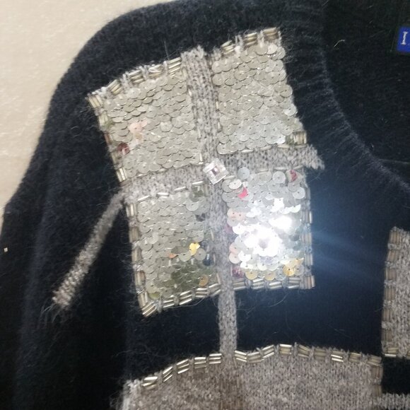 IB Diffusion Womens M Black Silvers Silk Sweater Sequins Beaded Front NWT Vntg‎ - Picture 5 of 14